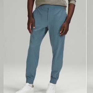 Lululemon ABC Jogger 30" *Ventlight™